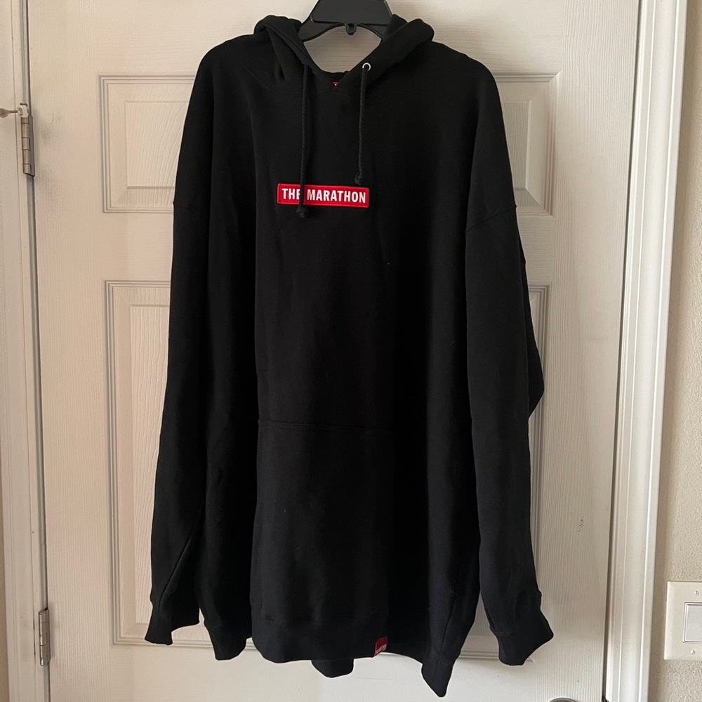 The Marathon Hoodie w Kangaroo Pocket SZ 5XL NWOT